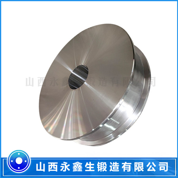 42CrMo水泥機(jī)械輪轂鍛件